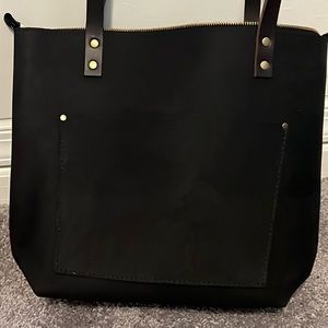 Portland Leather Goods Zipper Medium tote in Shadow Black with grizzly handles🦄
